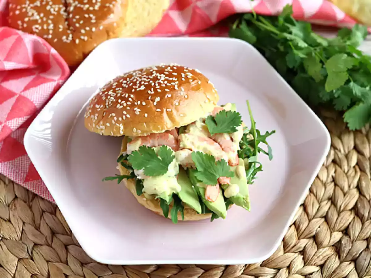 Shrimp, avocado, and cilantro sandwich - photo 3