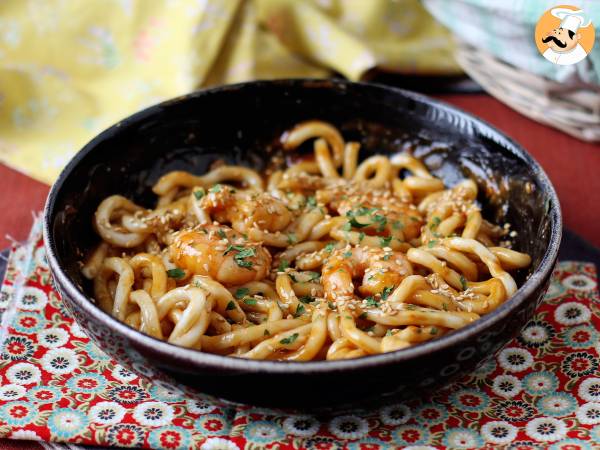 Shrimp udon noodles with spicy peanut sauce - photo 2