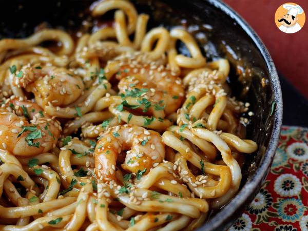 Shrimp udon noodles with spicy peanut sauce - photo 3