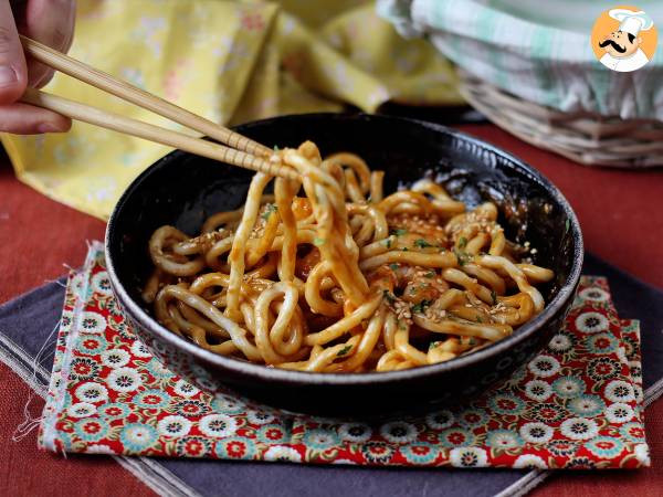 Shrimp udon noodles with spicy peanut sauce - photo 4