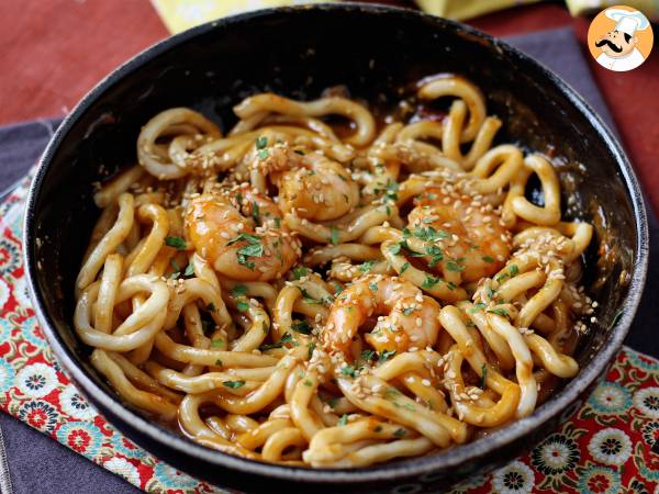 Shrimp udon noodles with spicy peanut sauce - photo 5