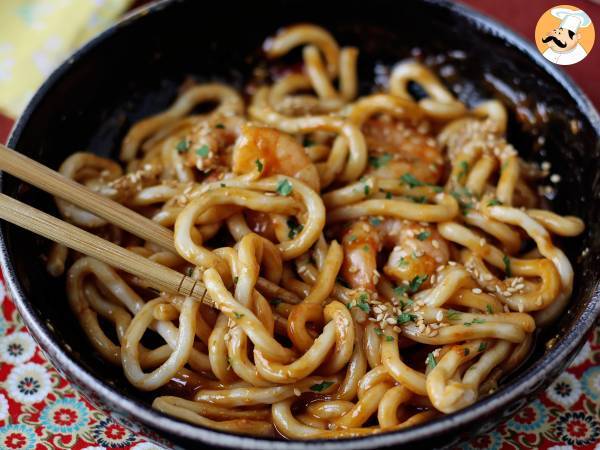 Shrimp udon noodles with spicy peanut sauce - photo 7