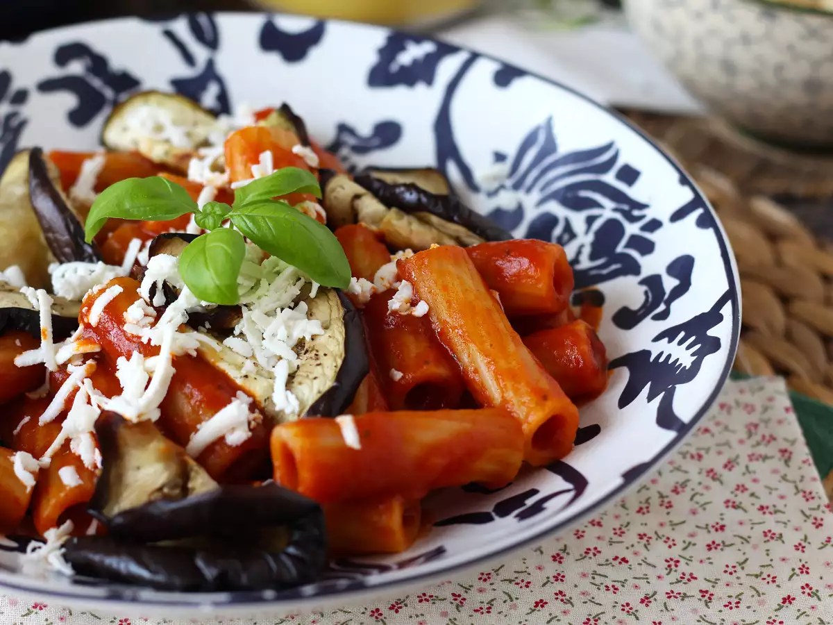 Sicilian-Style Eggplant Pasta, the Easy and Light Version - Pasta alla Norma - photo 2