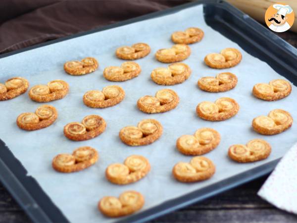 Simple and quick puff pastry palmiers