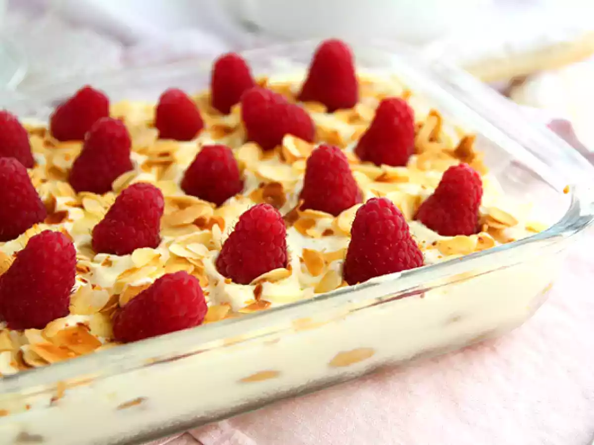 Simple and quick raspberry tiramisu - photo 3