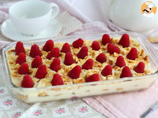 Simple and quick raspberry tiramisu