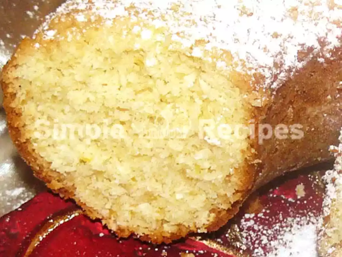 Simple coconut cake recipe - photo 2