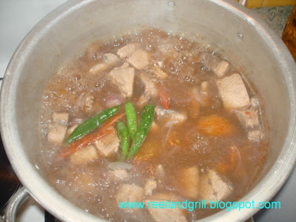 Sinigang na Tuna (Tuna Stew in Tamarind) - photo 3