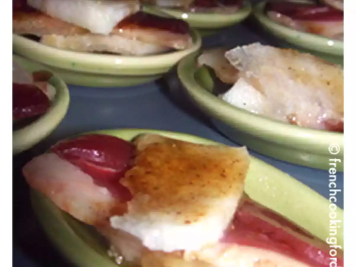 Smoked duck & pear appetizer spoons