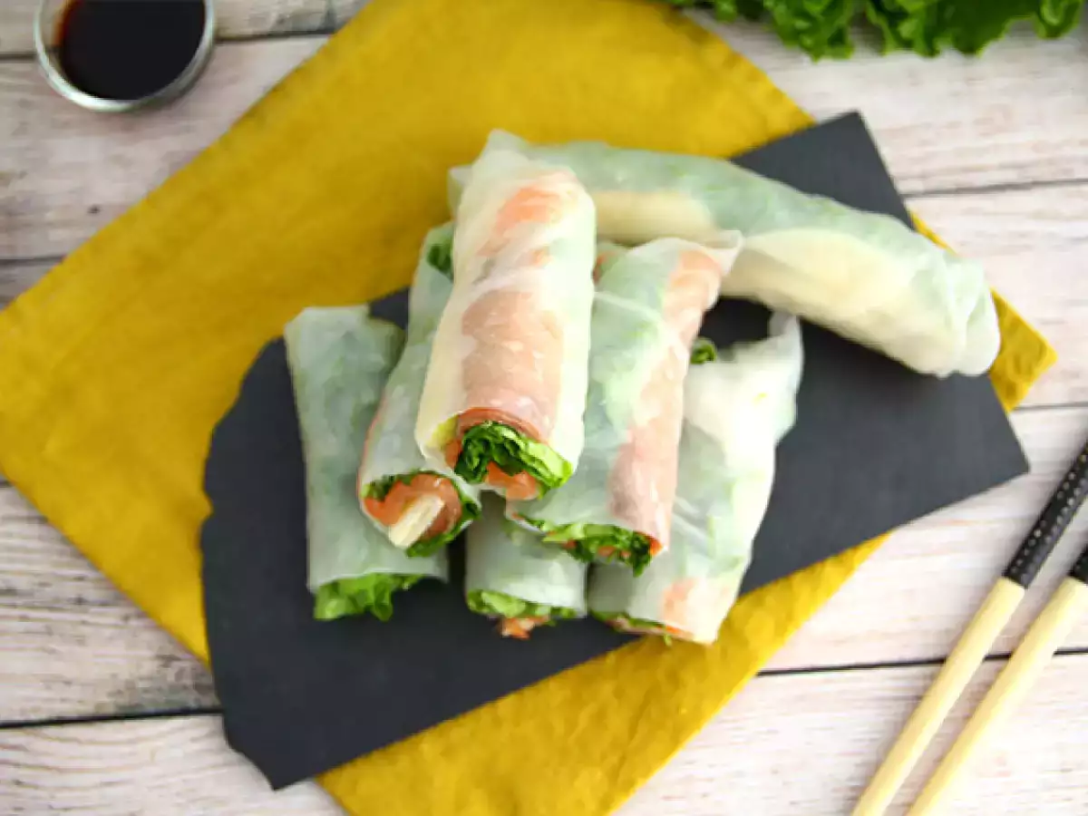 Smoked salmon and apple spring rolls - photo 4