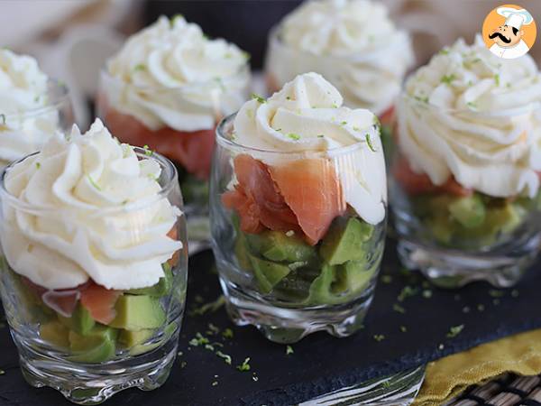 Smoked salmon and avocado verrines - photo 3