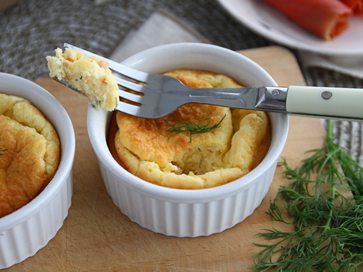 Smoked salmon and cream cheese soufflés - photo 2