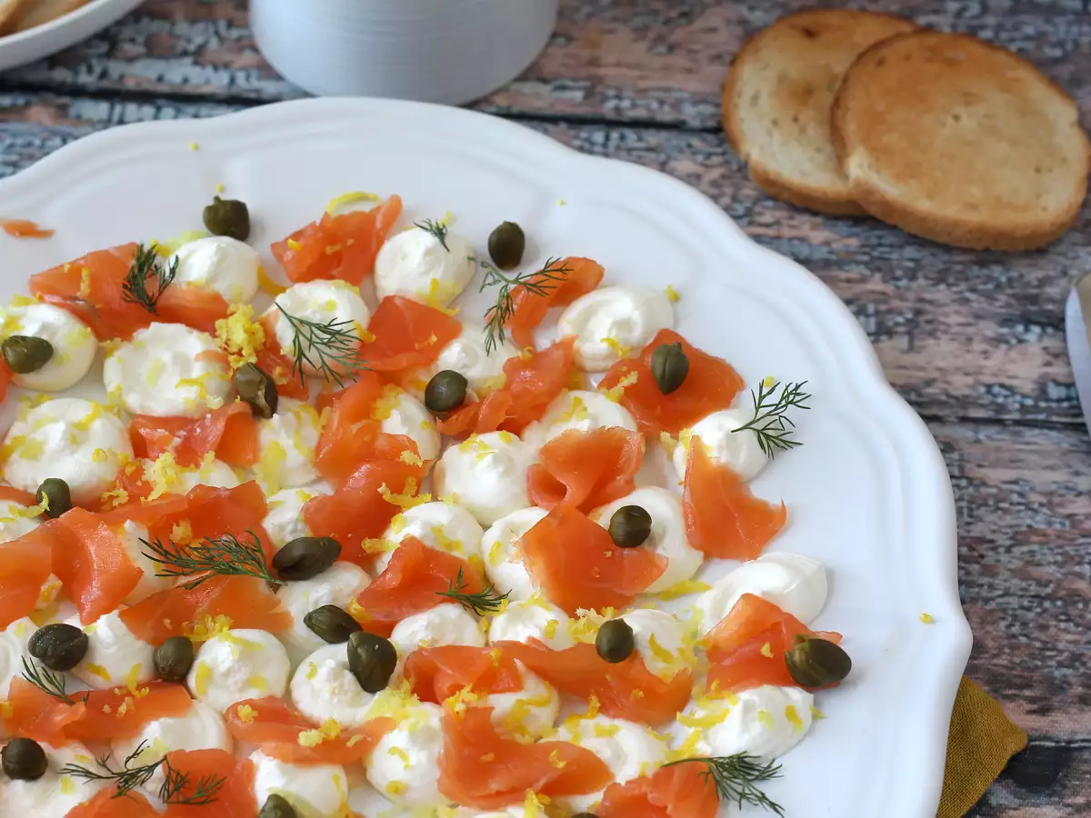 Smoked salmon appetizer spread - photo 3