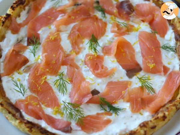 Smoked salmon tart with potato base - photo 4