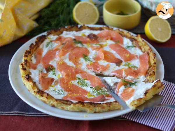 Smoked salmon tart with potato base - photo 5