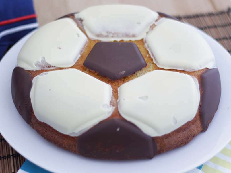 Soccer ball cake - Video recipe !, photo 1