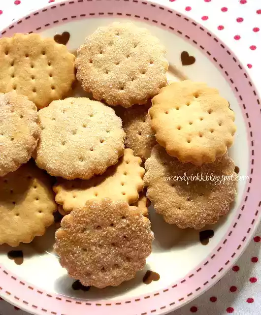 Soda cream crackers recipe