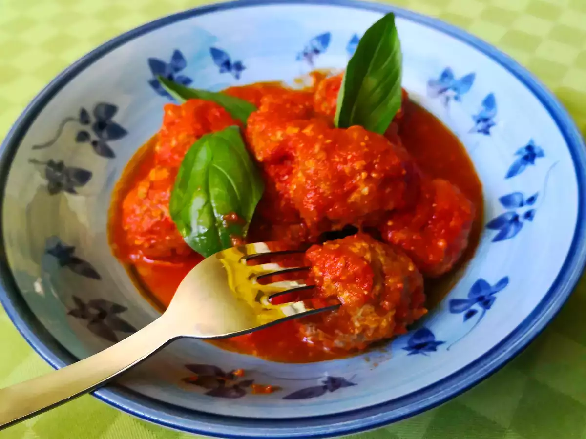 Soft and tasty meatballs with sauce - photo 3