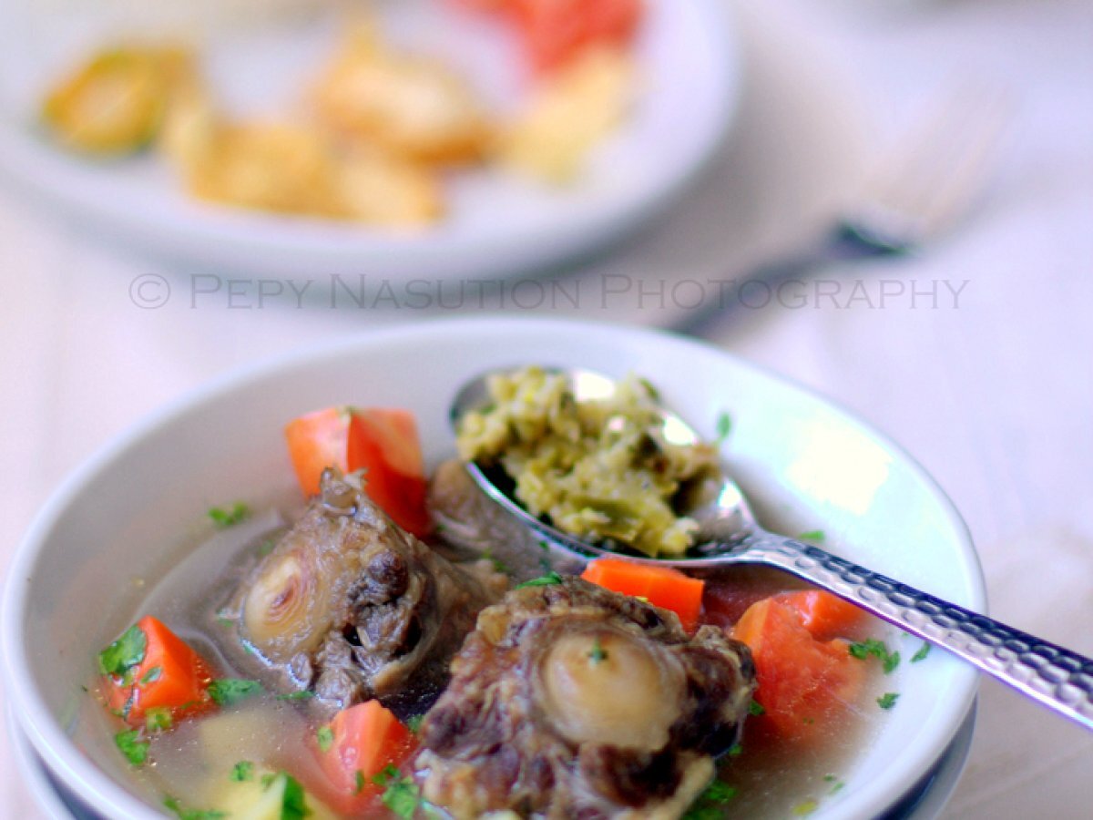 Sop Buntut - Indonesian Oxtail Soup