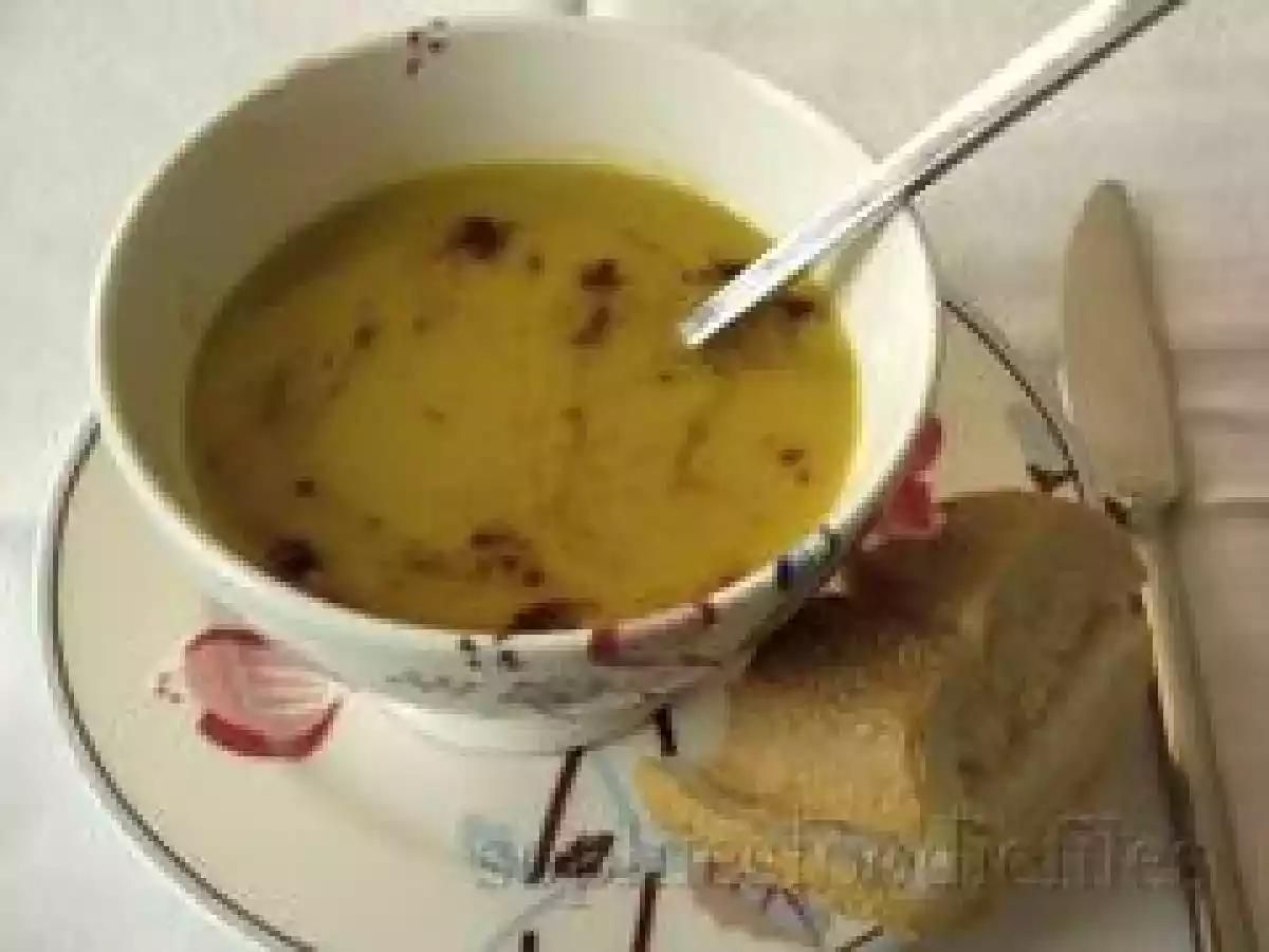 Sophie's carrot lentil & ginger soup - photo 2
