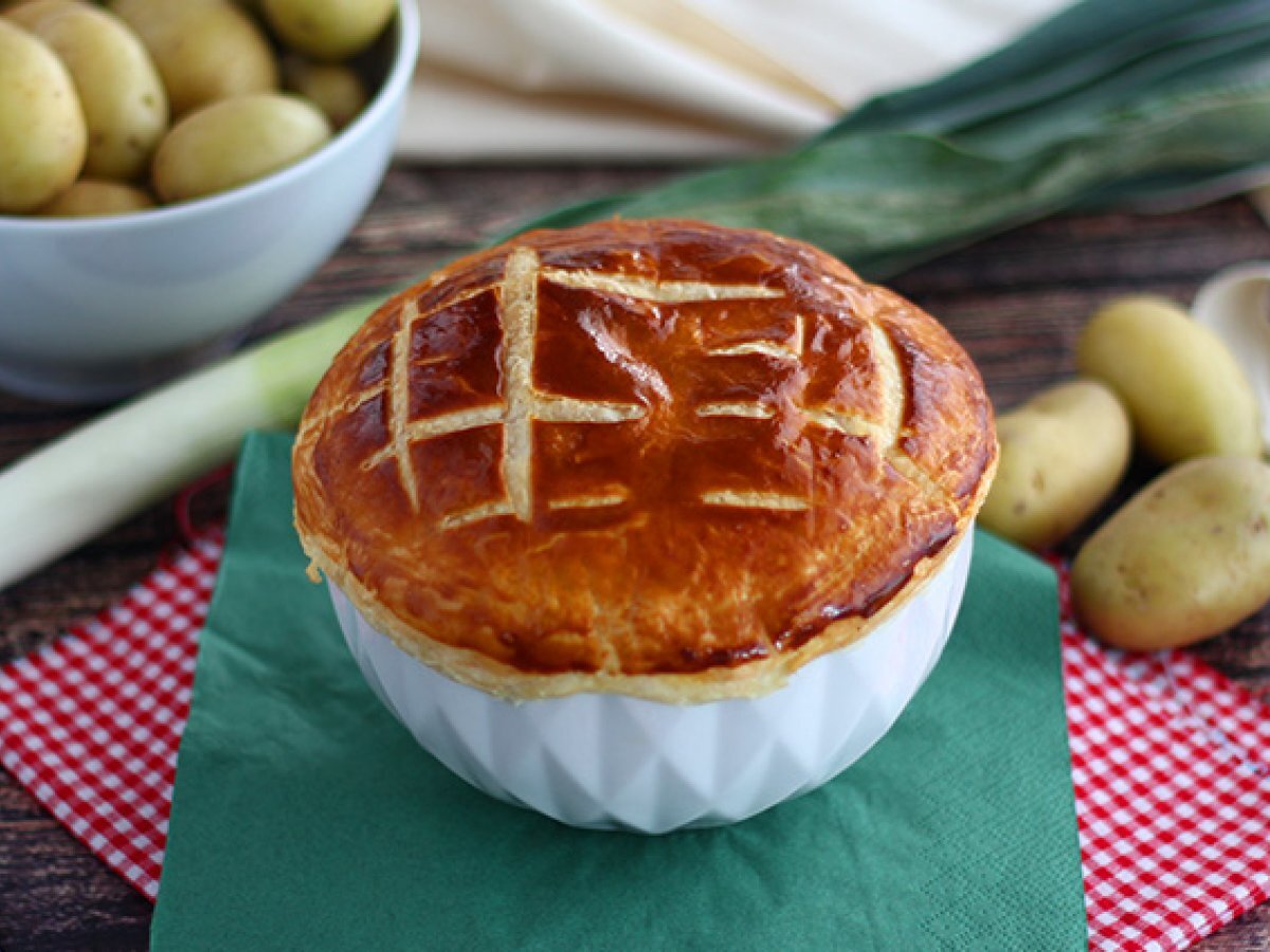 Soup in puff pastry