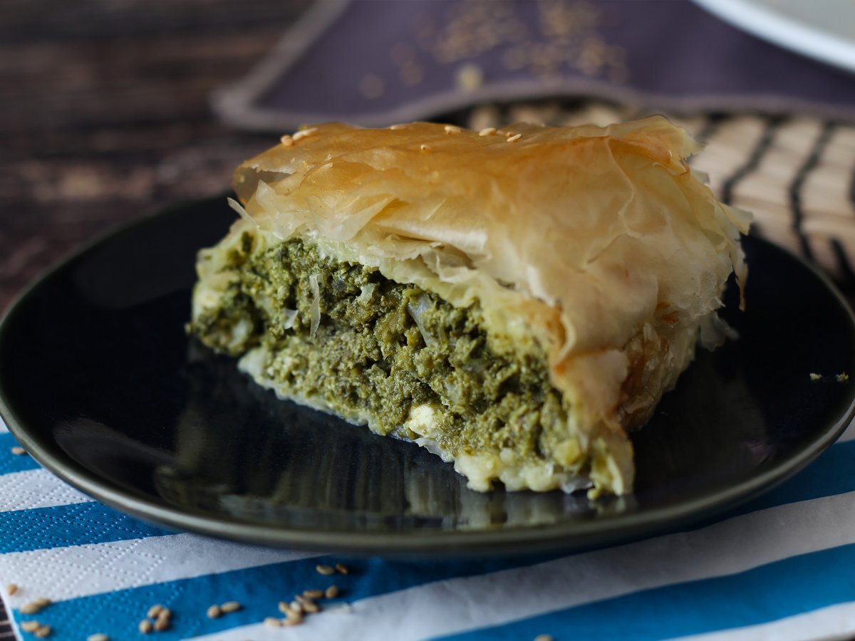 Spanakopita, the Greek pie with spinach and feta super easy to prepare - photo 5