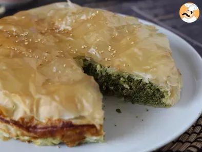 Spanakopita, the Greek pie with spinach and feta super easy to prepare, photo 2