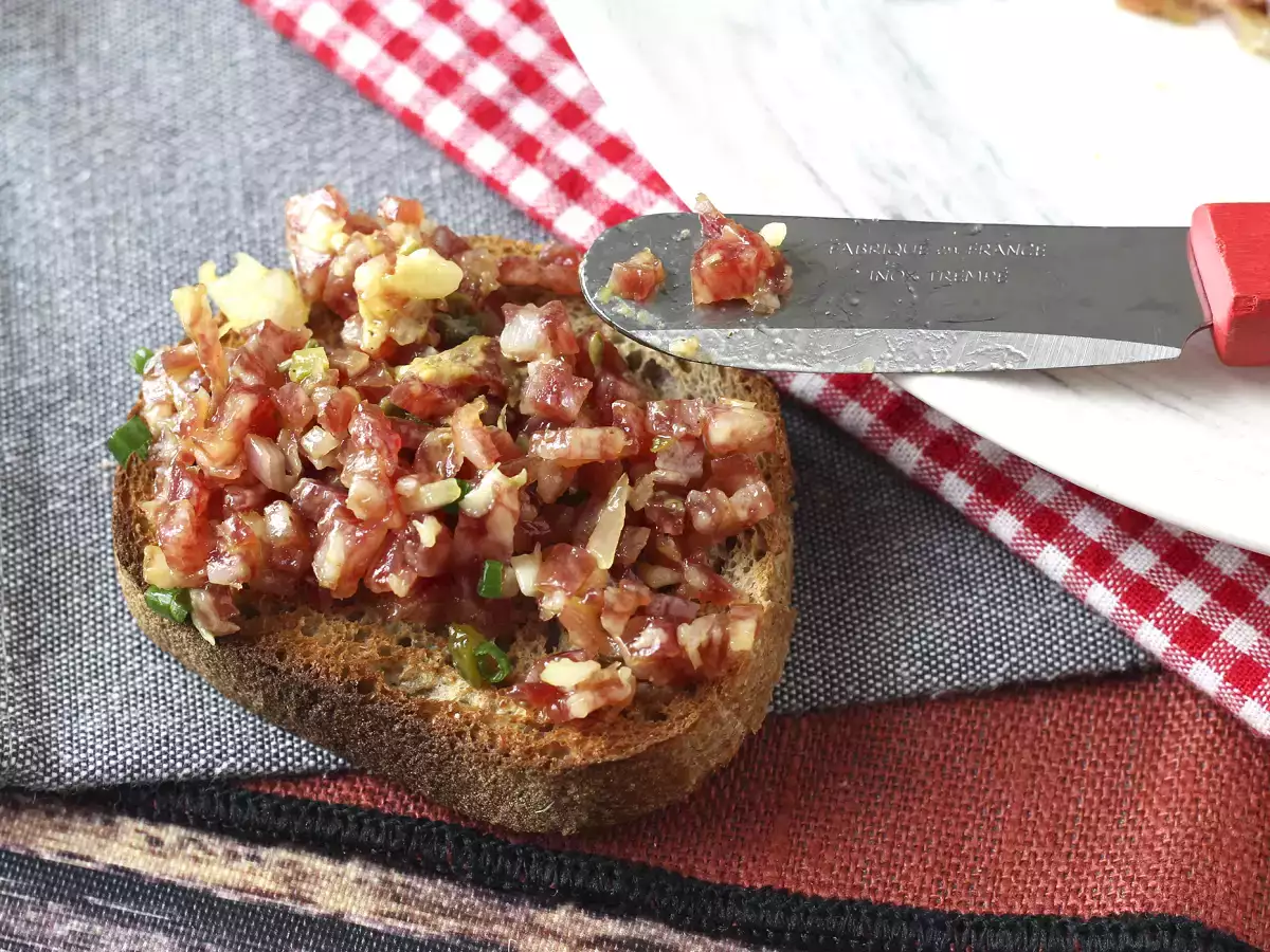 Spanish fuet tartar: an express version of classic steak tartar - photo 4