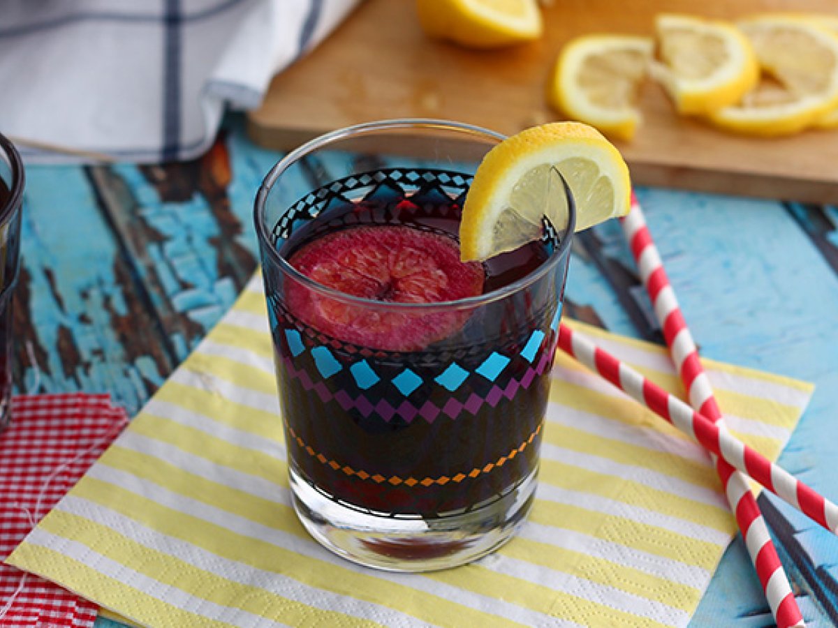 Spanish sangria - photo 3