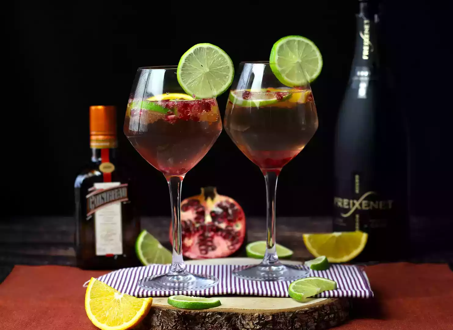 Sparkling wine sangria: the refreshing cocktail, star of the party