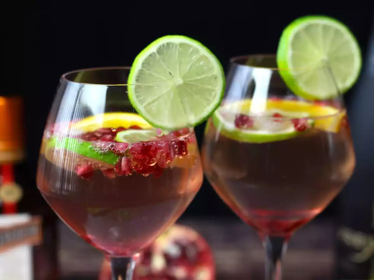 Sparkling wine sangria: the refreshing cocktail, star of the party - photo 5