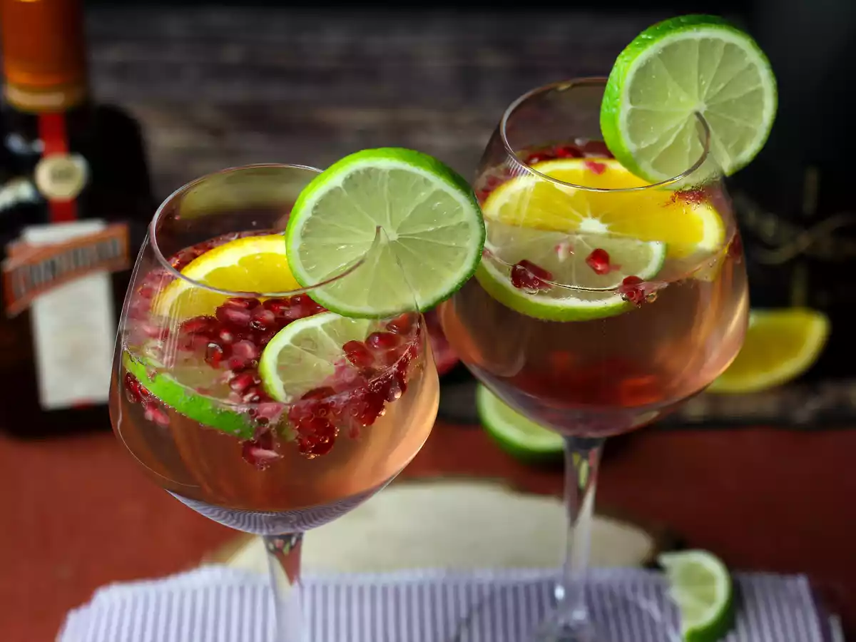 Sparkling wine sangria: the refreshing cocktail, star of the party - photo 7