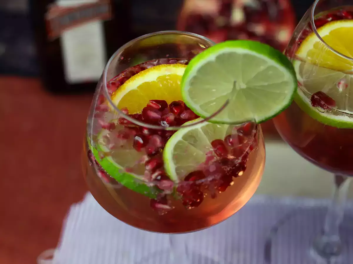 Sparkling wine sangria: the refreshing star of the party - photo 4