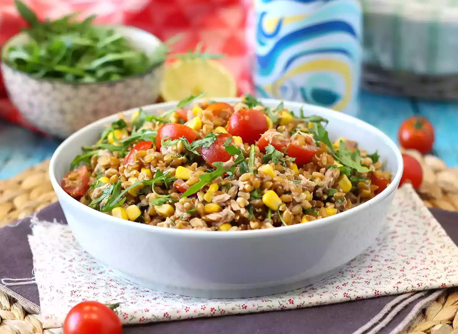 Spelt and tuna salad: light, tasty and perfect year-round recipe