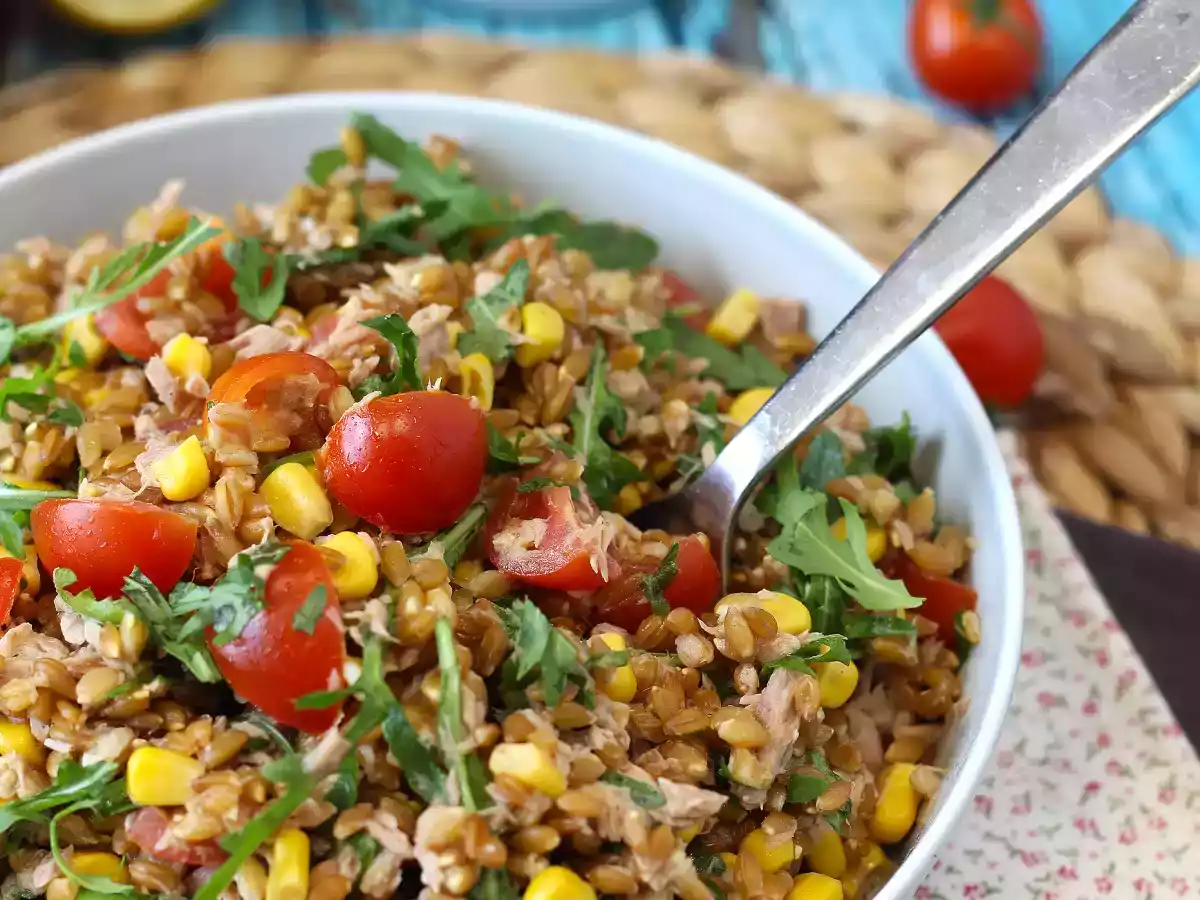 Spelt and tuna salad: light, tasty and perfect year-round recipe - photo 5