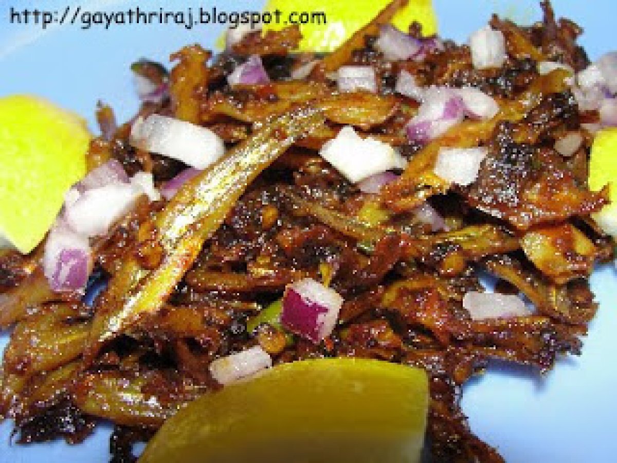 Spicy Anchovis/Nethallu Curry