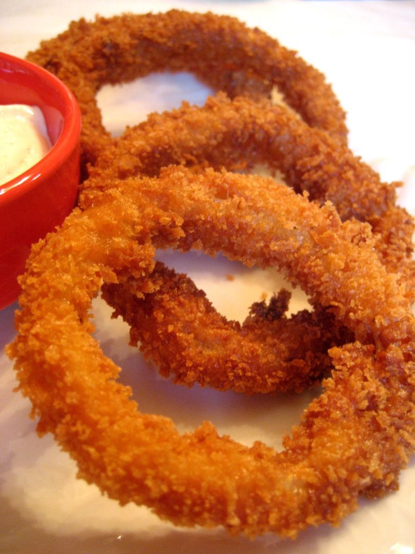 Spicy-crunchy onion rings - Recipe Petitchef