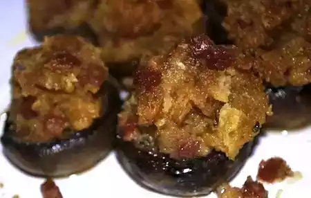 Spicy stuffed mushrooms recipe: easy and tasty dinner idea