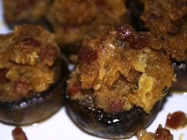 Spicy Stuffed Mushrooms