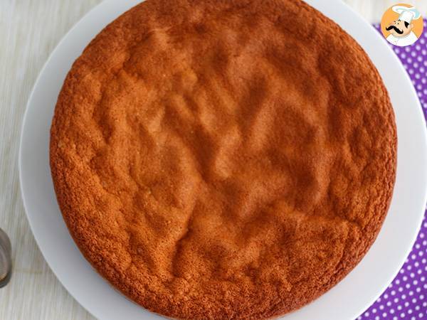 Sponge cake, the easy recipe - photo 3