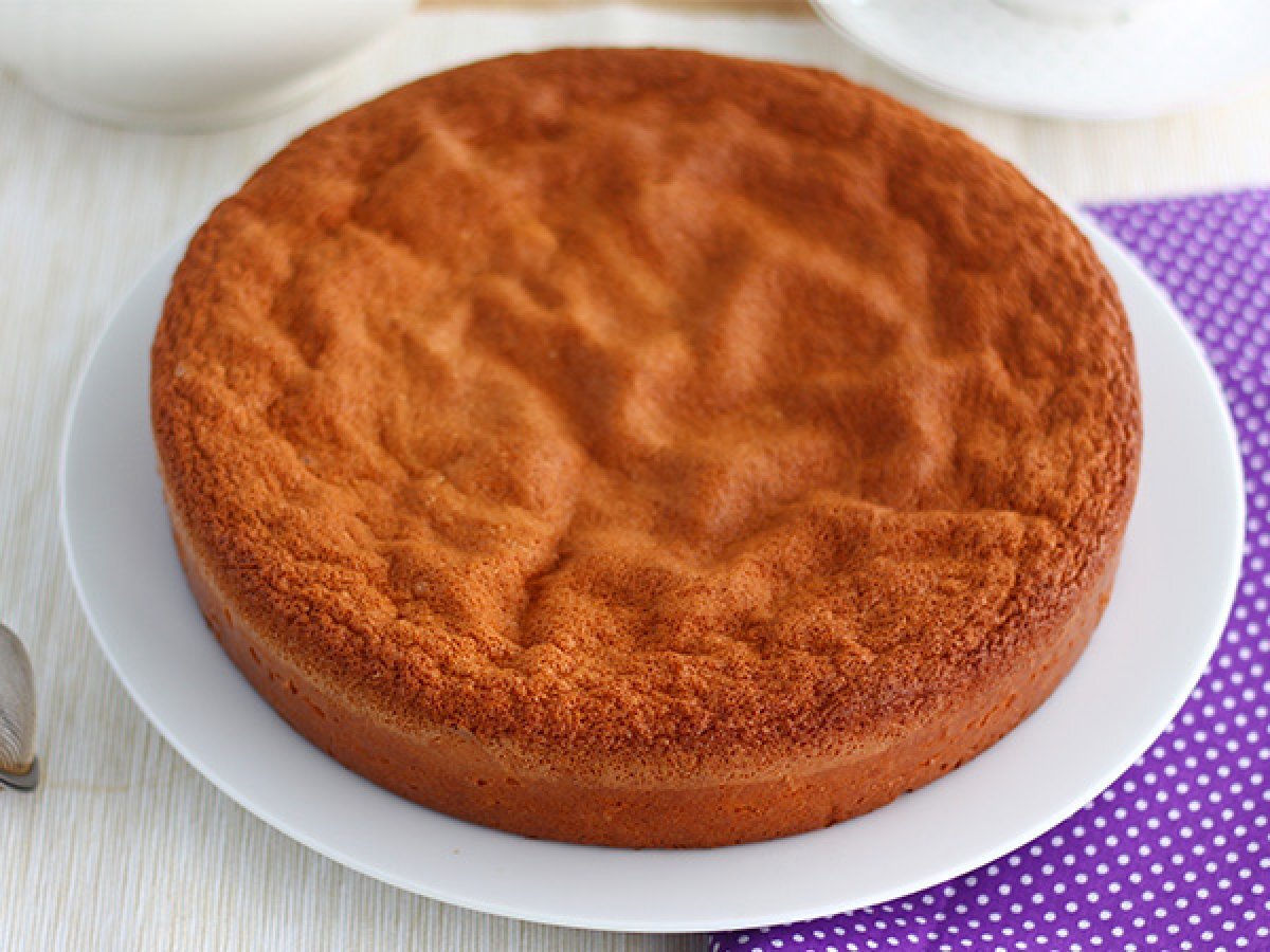 Sponge cake - Video recipe!