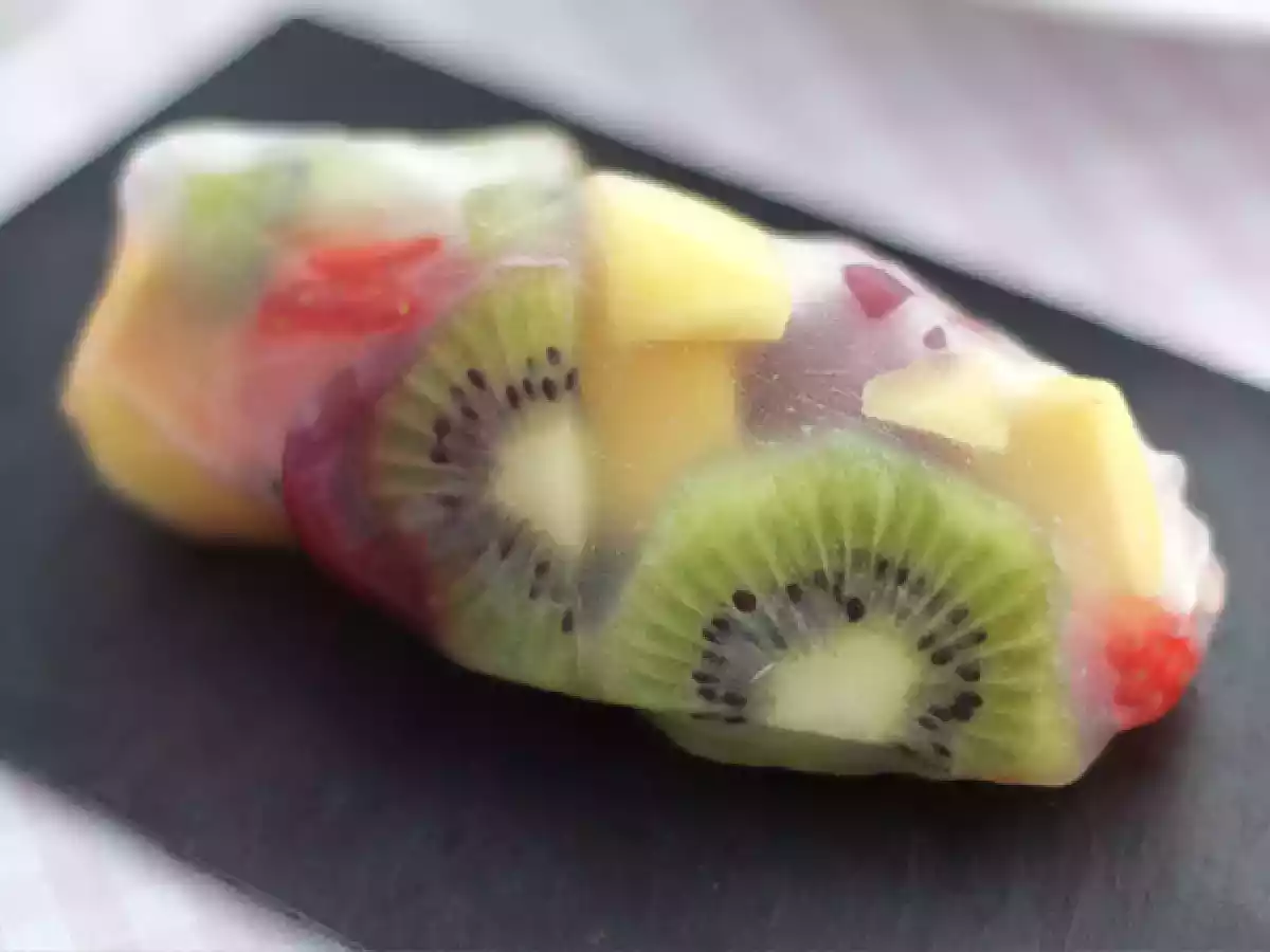 Spring rolls with fruits - video recipe !