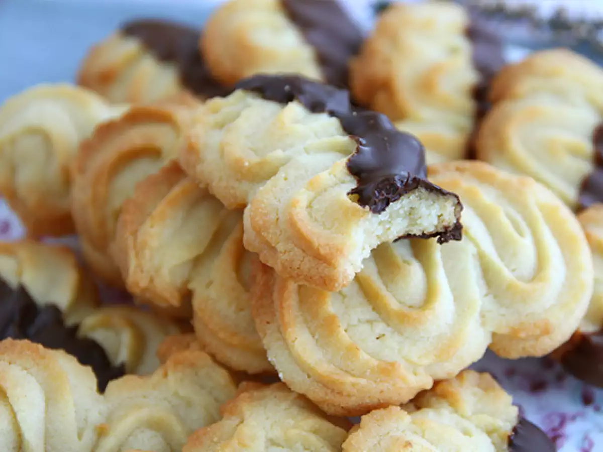 Spritz Cookies for an Afternoon Snack - photo 4