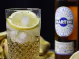Spritz Martini Mocktail, a sweet, floral alcohol-free cocktail for an aperitif, photo 1