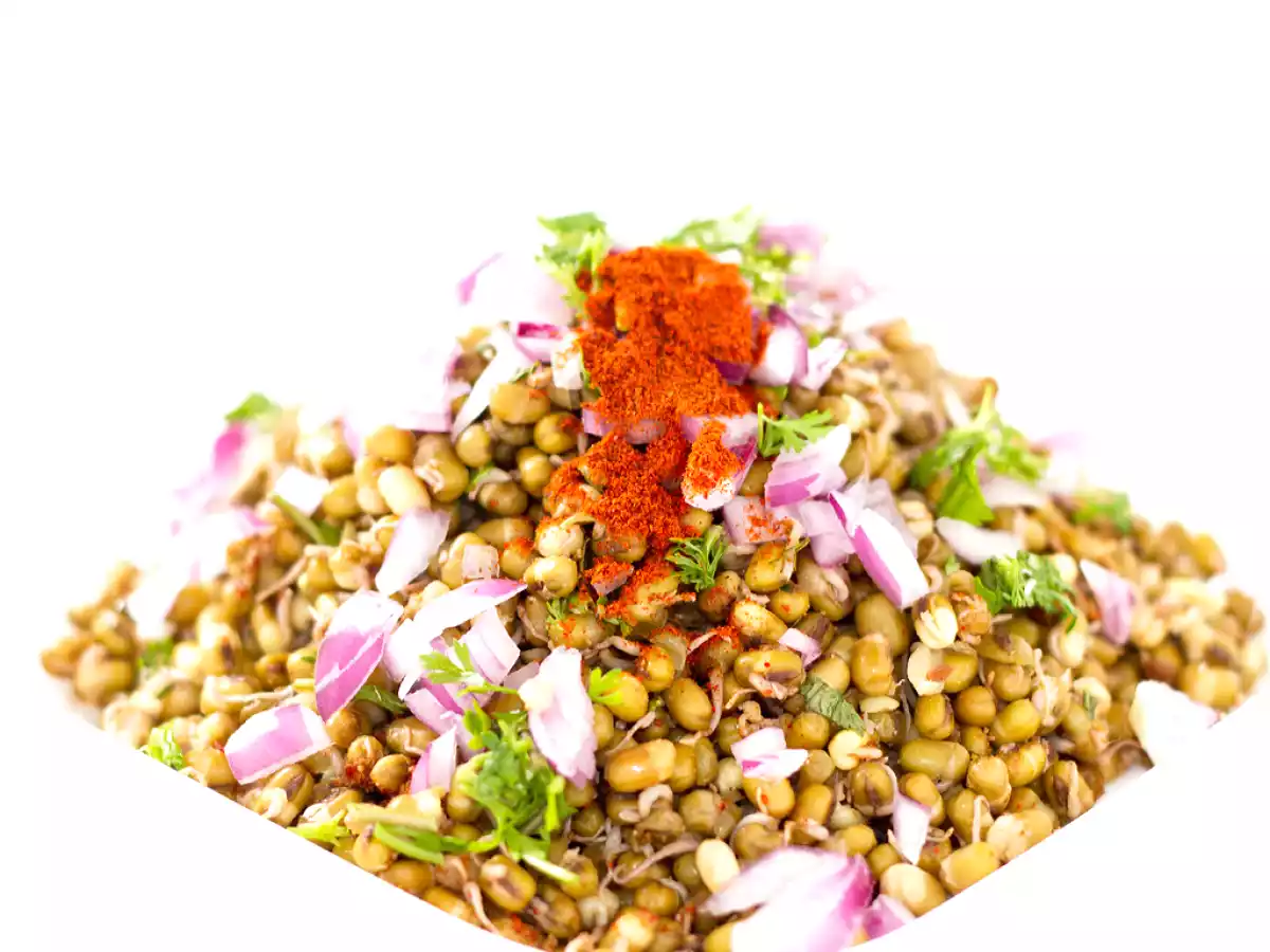 Sprouts Chaat : A healthy tangy snack