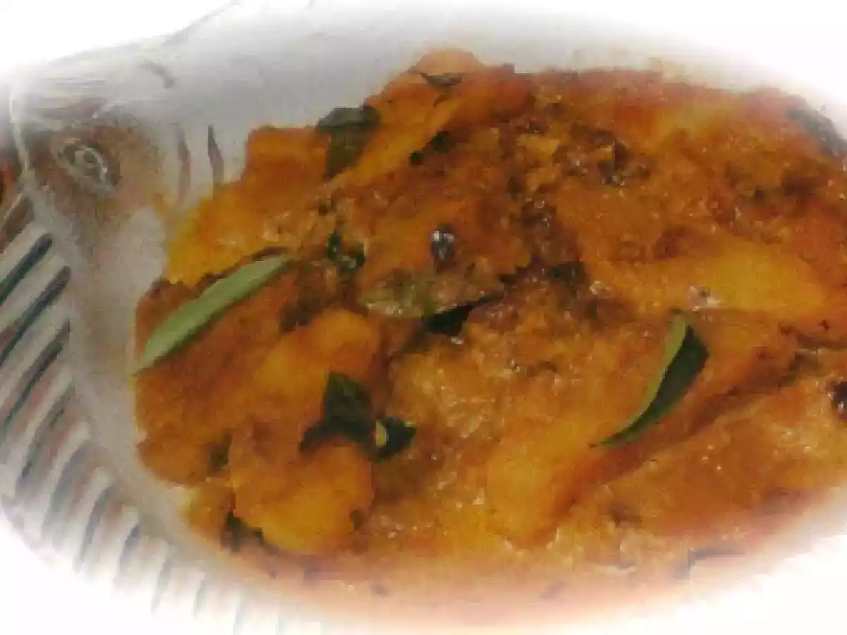 Sri Lankan Potato Curry & Mushroom Masala
