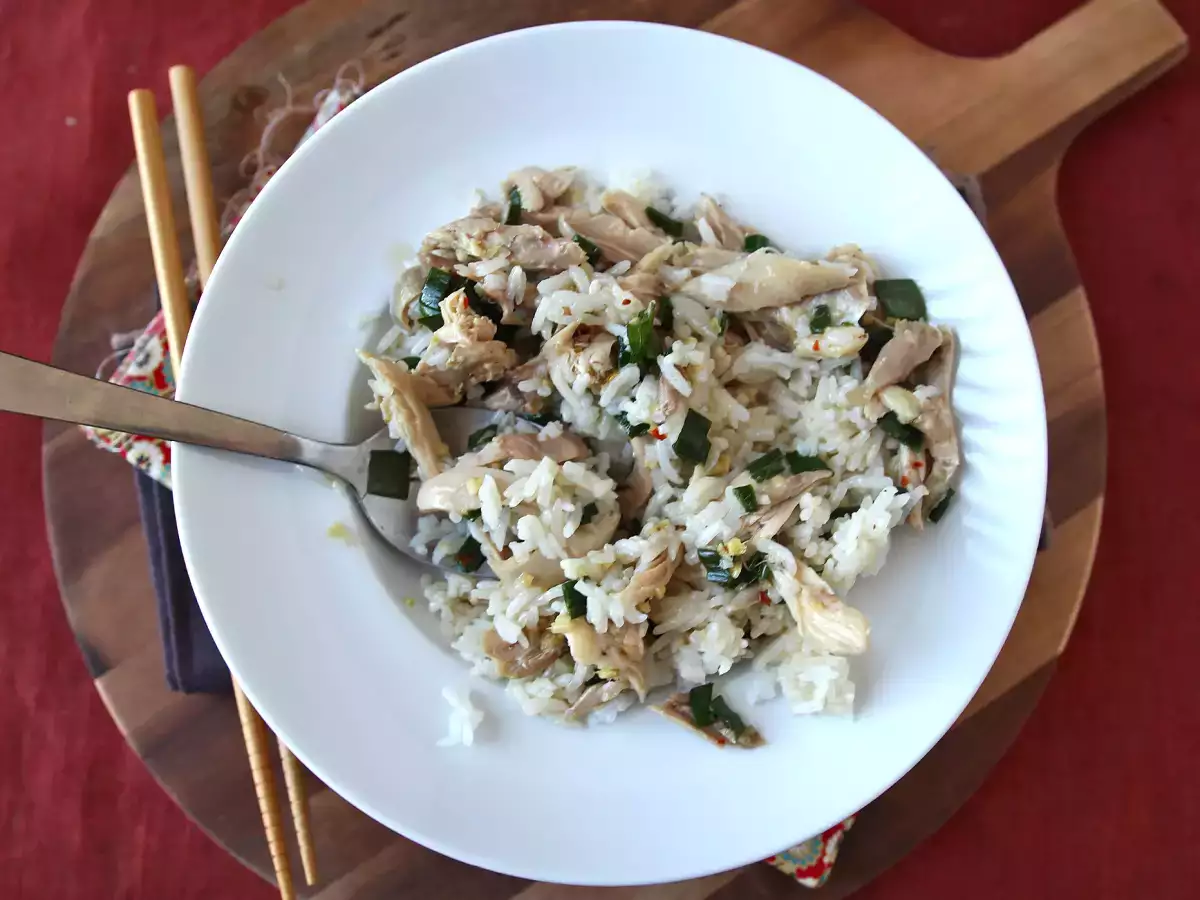 Steamed Chinese chicken with ginger: ultra-tender and fragrant - photo 6