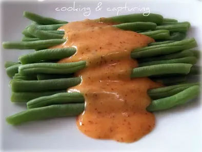 Steamed Green Beans with Hollandaise Sauce