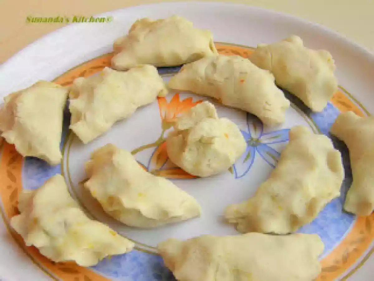 Steamed Puli pithe (Sheddho Puli) - photo 2