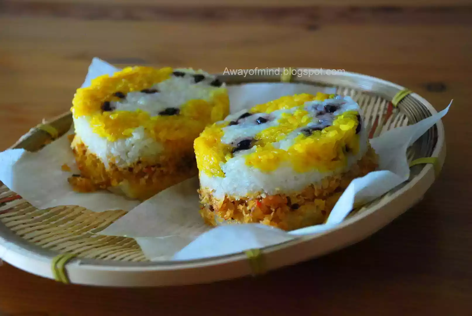 Nyonya-style steamed sticky rice recipe for dinner